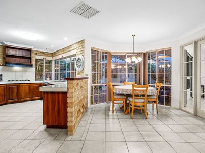 62 Kingsmill Gardens, Winthrop