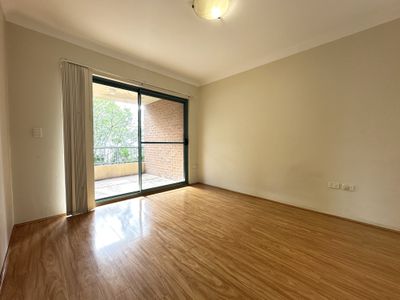 4/13-17 Bailey Street, Westmead