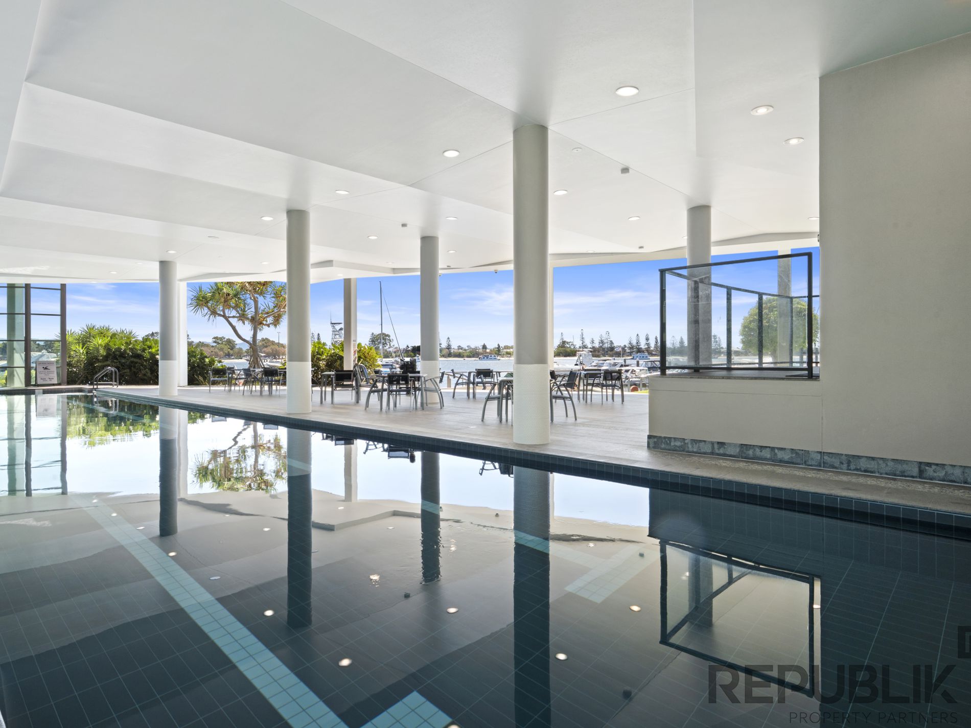 2205 / 2 Ephraim Island Parade, Paradise Point