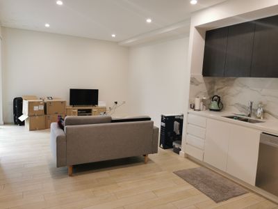 a303 / 37 Loftus Crescent, Homebush