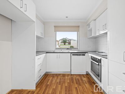 40 Hinrichsen Drive, Hallam
