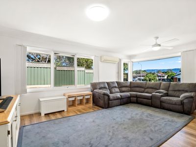 27 Exmouth Road, Kanahooka