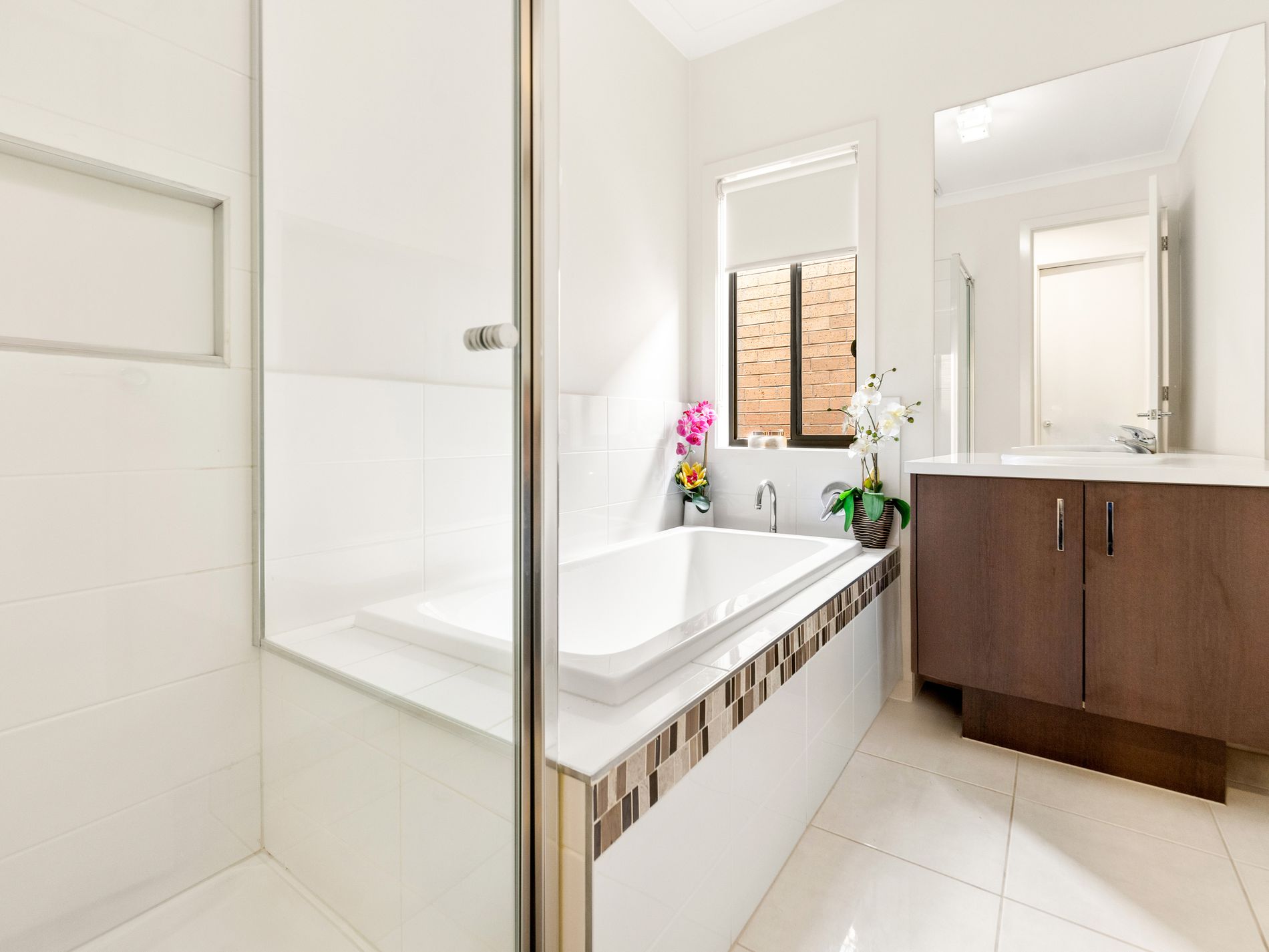 39 Holyoake Parade, Manor Lakes