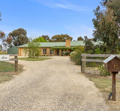 13 Racecourse Road, Nagambie