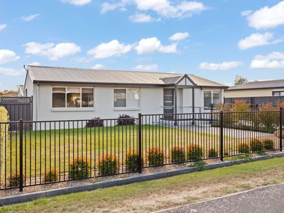256 Peel Street West, Summerhill