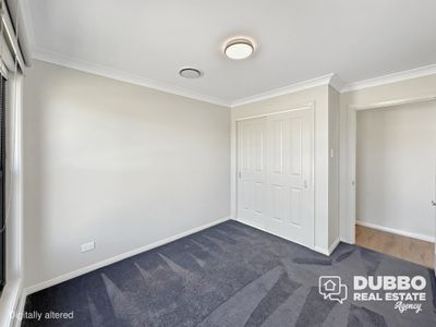 36 Violet Circuit, Dubbo