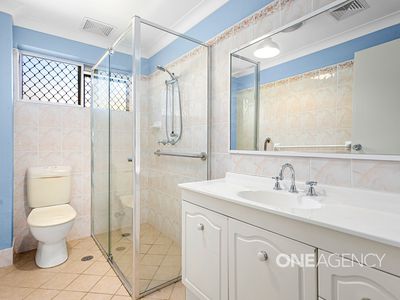 2 / 2 Denison Avenue, Barrack Heights