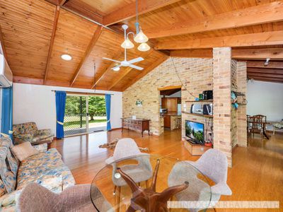 17 Mountain View Road, Ocean Shores