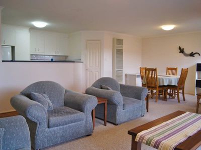 44 / 15 Aspinall Street, Watson