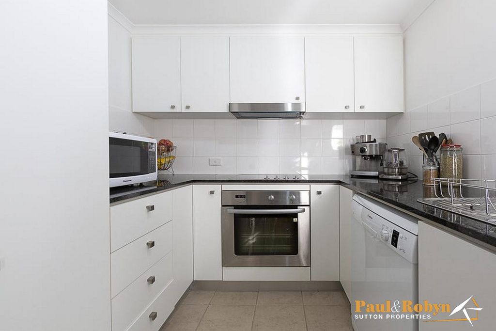 18 / 60 Lowanna Street, Braddon