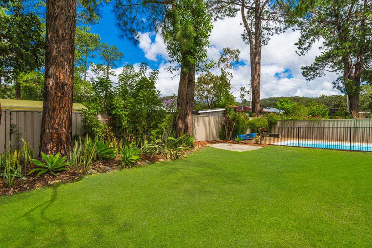 7 Bayline Drive, Point Clare