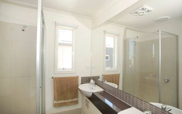 25 Tilbavale Close, Hallam