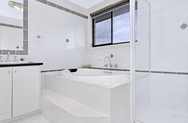 3 Linlithgow Way, Greenvale