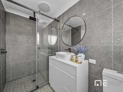 25 / 553-555 Melton Highway, Sydenham