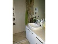 66 / 10 Grand Parade, Kawana Island