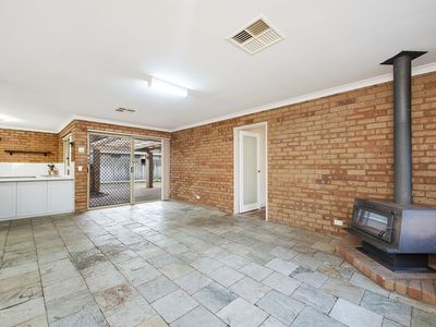 9 Hartland Way, Warnbro