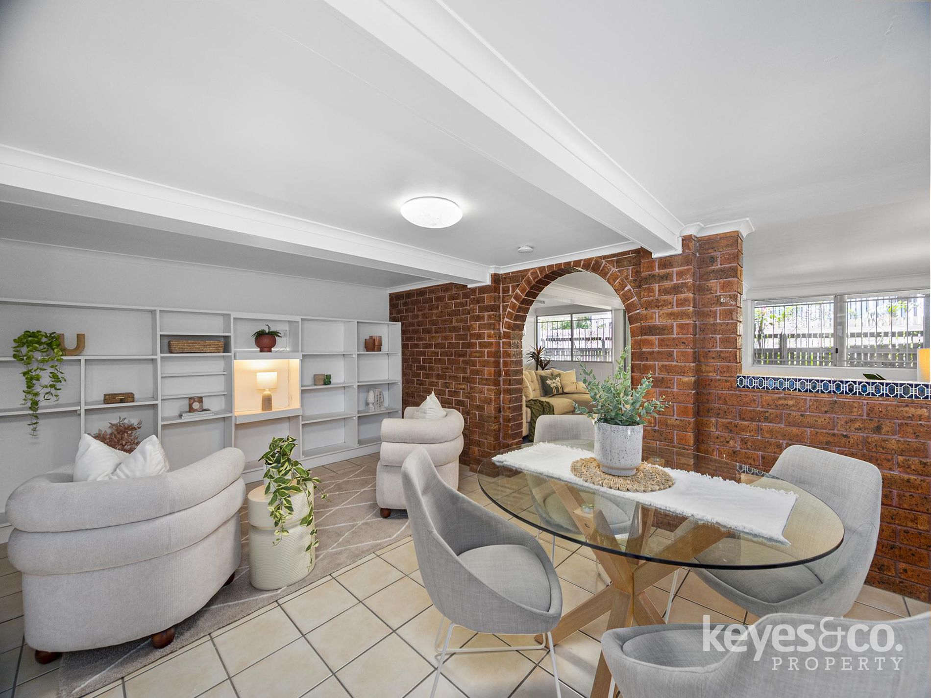 26 Brentnall Street, Mysterton