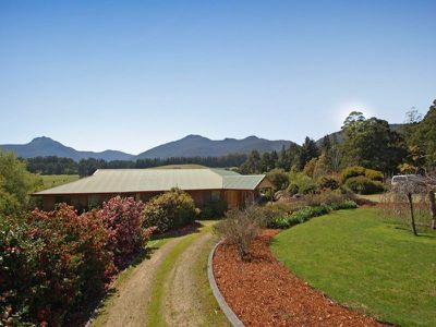 85 Gums Road, Mountain River