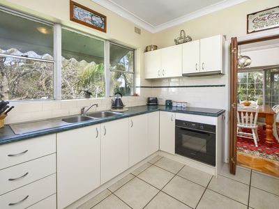 2 Young Street, Sylvania