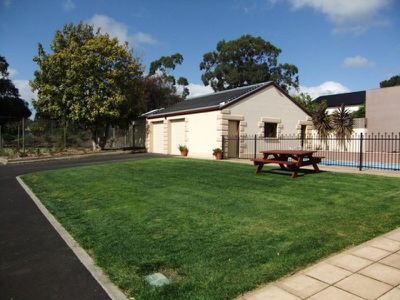 79 Bay Road, Mount Gambier