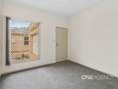 4 / 5 Dryden Close, Nowra