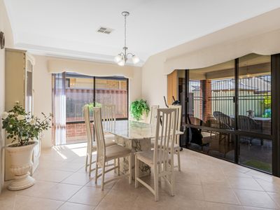 22 Rhapsody Close, Shoalwater