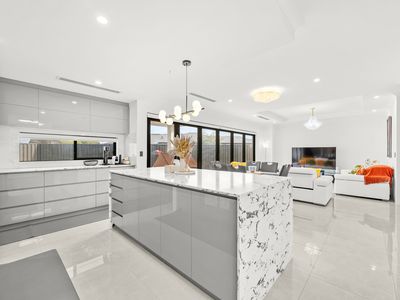 21 Barnevelder Bend, Southern River