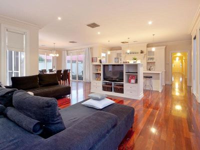 3 KELLE COURT, Wodonga