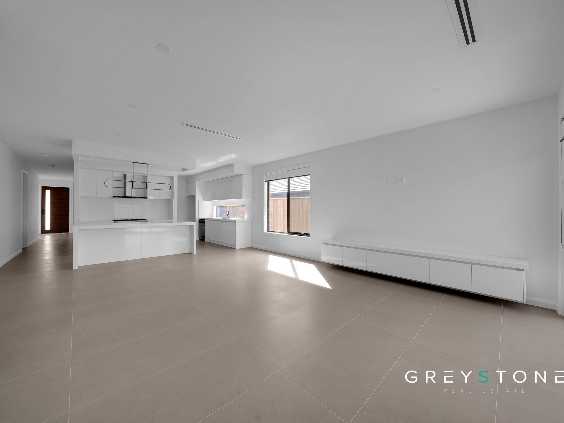 11 Platt Drive, Maddingley