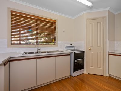 12 Starlight Place, South Kalgoorlie