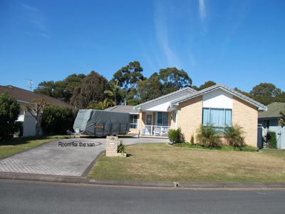 19 Undara Circuit, Forster