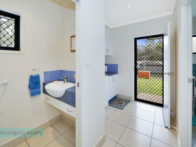 2 Driftwood Place, Woodgate