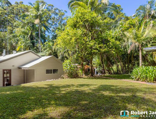 Just Listed - MUST BE SOLD image 3