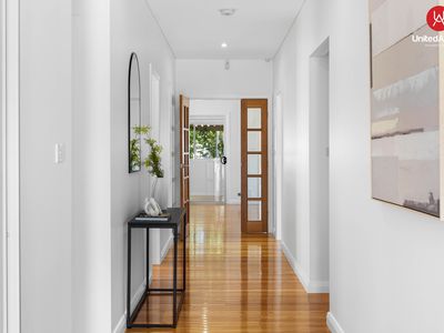 6B Richmond Crescent, Cecil Hills