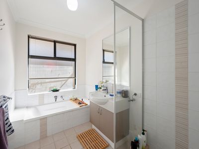 5 Archdale Loop, Piara Waters