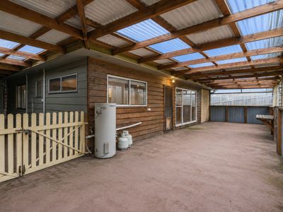 8 Fourth Avenue, Dodges Ferry