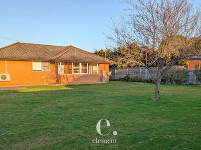 24 Eton Road, Belmont