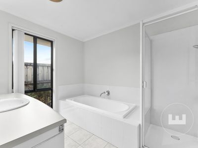 37 Toptani Drive, Narre Warren South