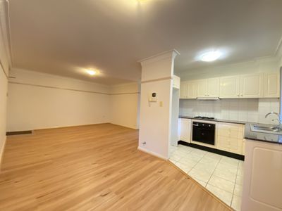 8 / 34-38 Hassall St, Westmead
