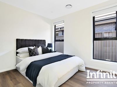 127 Beauchamp Drive, The Ponds