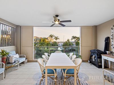 1707 / 1 Rialto Quay Drive, Hope Island