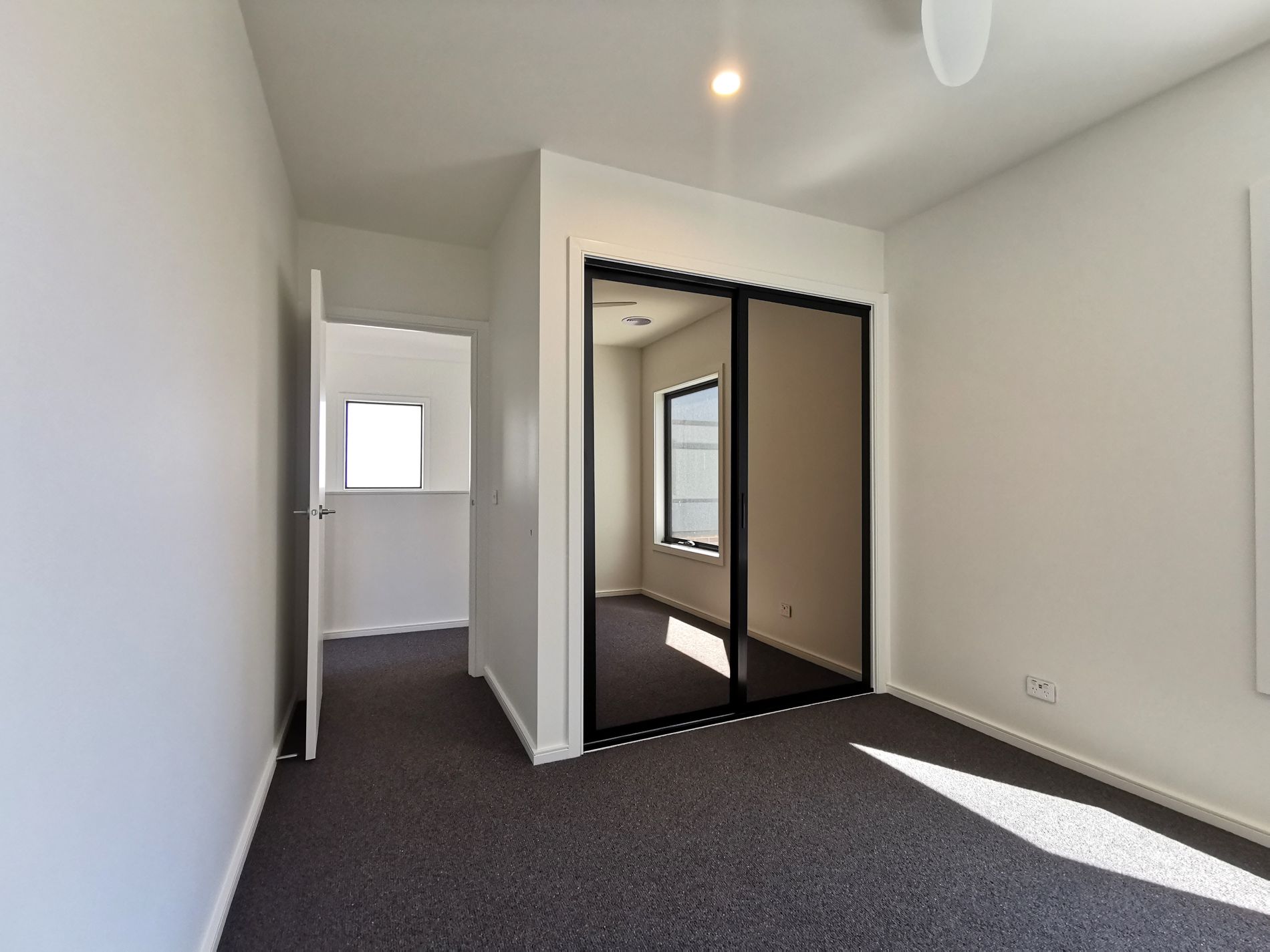 27 Rustic Avenue, Burwood East