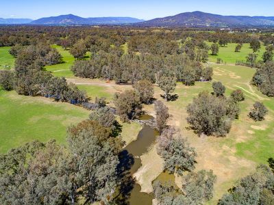 . Murray Valley Highway, Bonegilla
