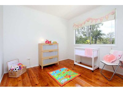 11 Cooneana Street, Bundamba