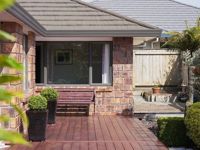2 Jeannie Way, Waikanae Beach