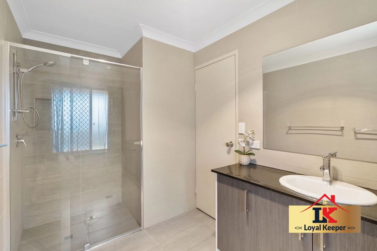 2 TREBECK STREET, Browns Plains