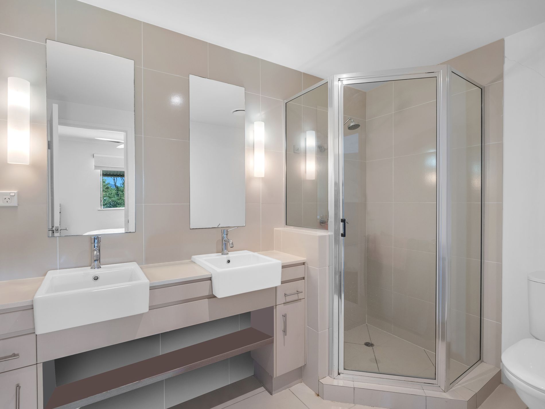 247 / 12 Gregory Street, Westcourt