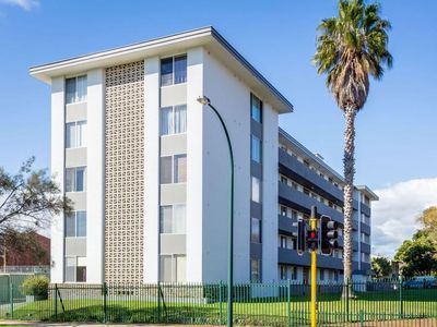 9 / 240 Mill Point Road, South Perth