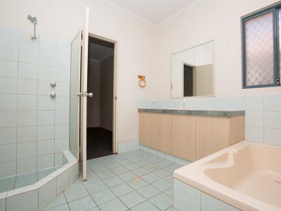 5 Jirripuka Court, South Hedland