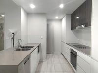 705 / 8 Hunt Street, Hamilton